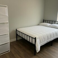427 E Southcross in San Antonio, TX - Building Photo