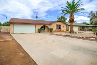 4313 W Mary Cir in Glendale, AZ - Building Photo - Building Photo