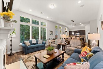 1918 Elkington Cir in Conroe, TX - Building Photo - Building Photo