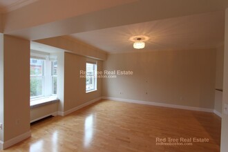 10 Bowdoin St, Unit 407 in Boston, MA - Foto de edificio - Building Photo