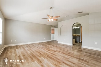 2451 Foxhollow Rd in Tavares, FL - Building Photo - Building Photo