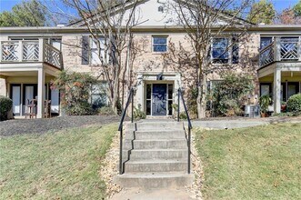 3650 Ashford Dunwoody Rd NE in Atlanta, GA - Building Photo - Building Photo