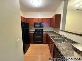 311 Lowell St in Andover, MA - Building Photo