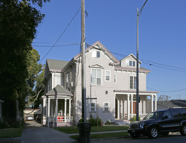 145 Sunol St in San Jose, CA - Building Photo - Building Photo