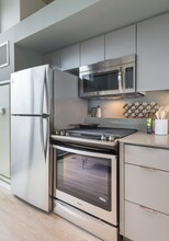 2735 W Belden Ave in Chicago, IL - Building Photo - Building Photo