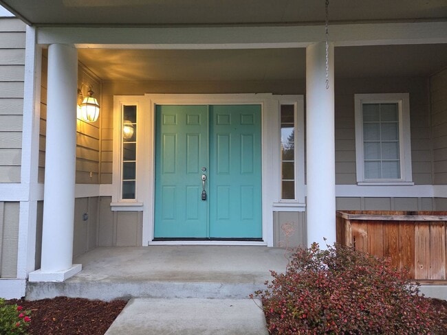 2320 Dalarna Ct NE in Poulsbo, WA - Building Photo - Building Photo