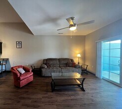 2863 Spring Rose Cir in Coralville, IA - Building Photo - Building Photo
