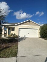 1428 Berry Ln in Davenport, FL - Building Photo