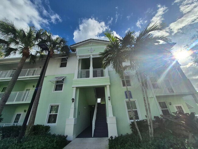 3601 High Ridge Way, Unit 203