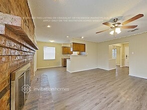 150 Valleyglen Dr in Desoto, TX - Foto de edificio - Building Photo