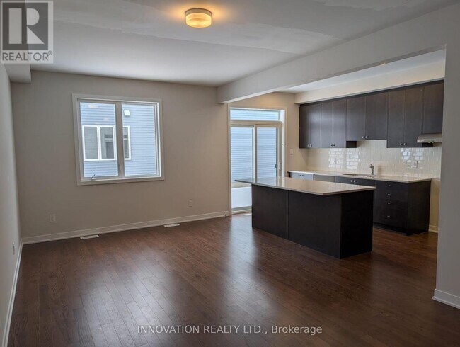 734 Tincture Pl in Ottawa, ON - Building Photo - Building Photo