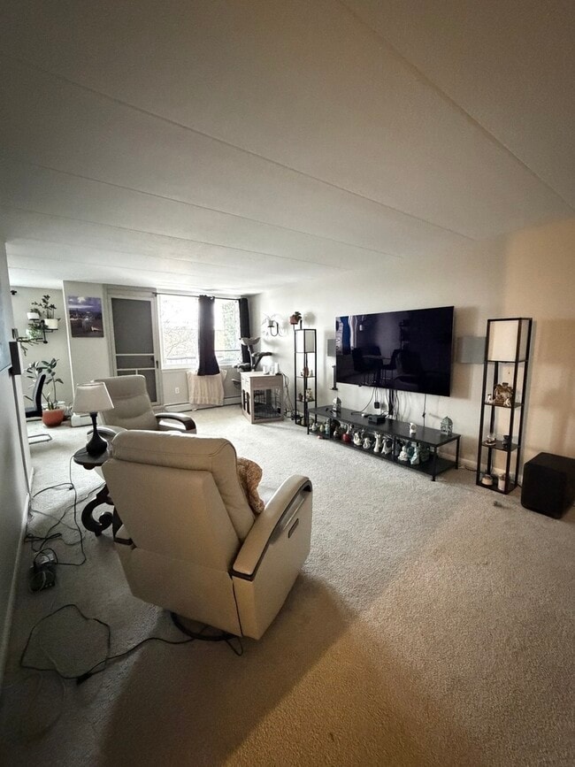 225 S Rohlwing Rd in Palatine, IL - Foto de edificio - Building Photo