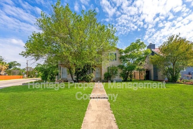 229 Alexander Hamilton Dr