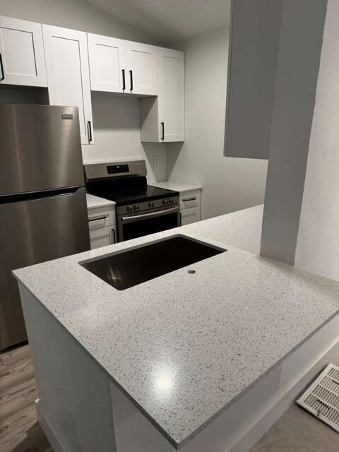 property at 2831 N Oakland Forest Dr