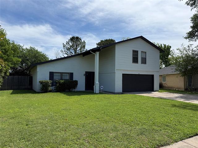 property at 1121 Via Del Rey