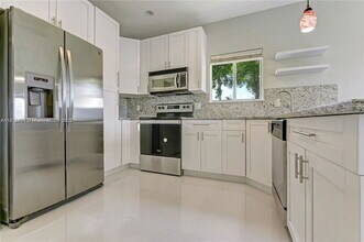 709 SE 14th Pl in Homestead, FL - Building Photo - Building Photo