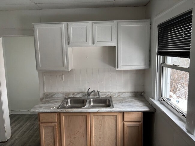 12925 Watterson Ave in Cleveland, OH - Building Photo - Building Photo