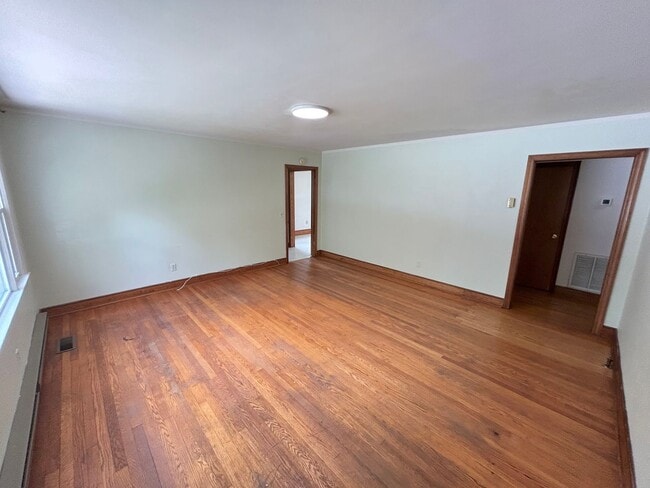 108 Broce Dr in Blacksburg, VA - Building Photo - Building Photo
