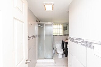 5344 W Eddy St in Chicago, IL - Building Photo - Building Photo