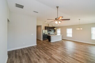 683 Trellis Bay Dr in St. Augustine, FL - Foto de edificio - Building Photo