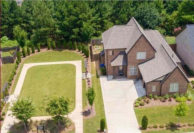 property at 5211 Park Side Cir