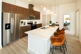 Element 79 in El Dorado Hills, CA - Foto de edificio - Building Photo