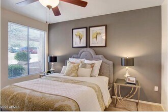 1550 E Thunderbird Rd, Unit 1 in Phoenix, AZ - Foto de edificio - Building Photo