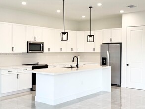 5085 Panella Ave in Ave Maria, FL - Building Photo - Building Photo