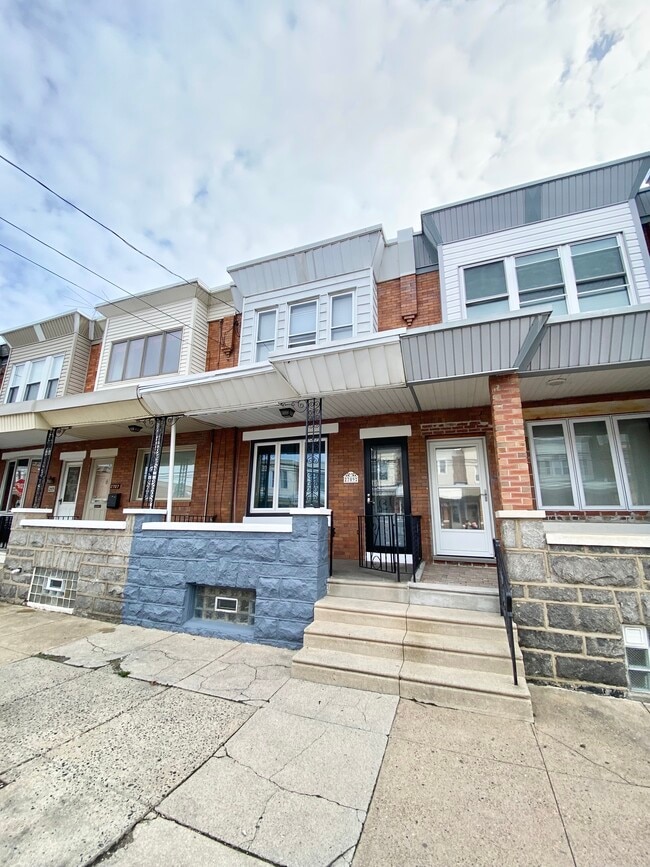2709 E Ontario St in Philadelphia, PA - Building Photo - Building Photo