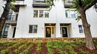 3353 Wynwood Dr in Plano, TX - Building Photo