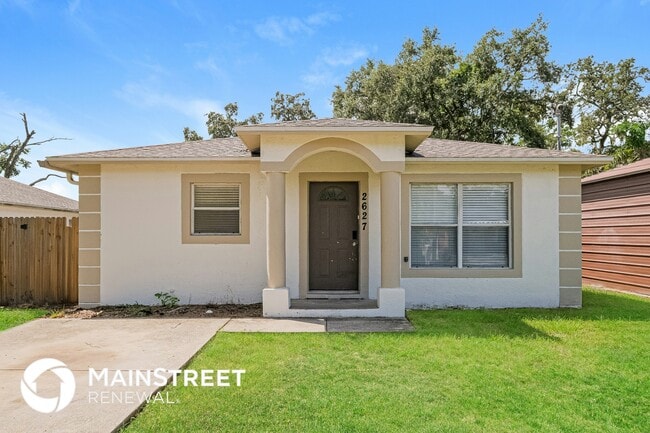 property at 2627 E Chelsea St