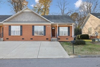 730 Cobblestone Dr in Columbia, TN - Building Photo - Building Photo