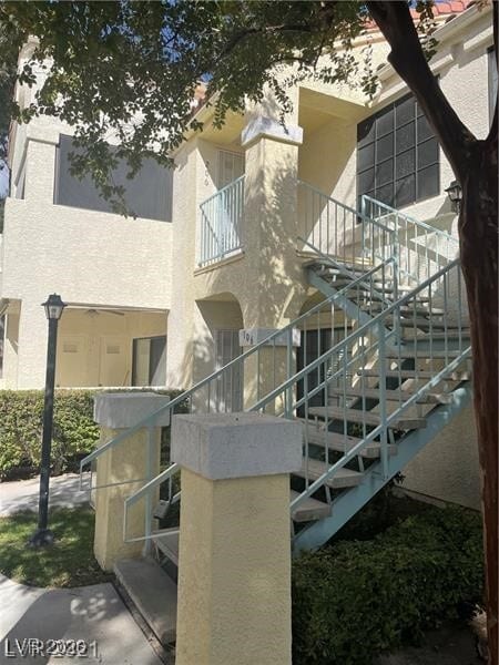 4877 S Torrey Pines Dr in Las Vegas, NV - Building Photo - Building Photo