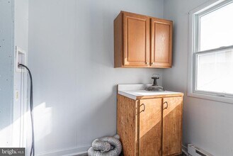 480 W Girard St in Mount Carmel, PA - Building Photo - Building Photo