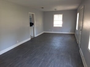 1545 Avenue B in Beaumont, TX - Building Photo - Building Photo