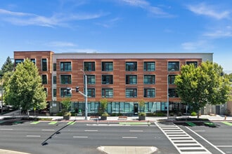 Wilton Court in Palo Alto, CA - Foto de edificio - Building Photo