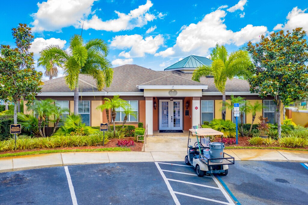 Esplanade Apartment Homes in Orlando, FL