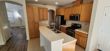 4059 Glen Springs Way in Rancho Cordova, CA - Building Photo - Building Photo