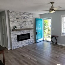 4470 Mainlands Blvd W in Pinellas Park, FL - Building Photo - Building Photo