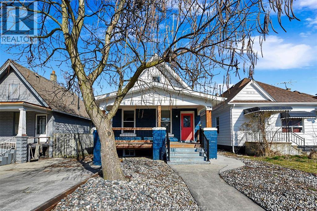324 Pierre Ave in Windsor, ON - Building Photo