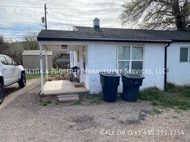 98 N 300 W in Cedar City, UT - Building Photo
