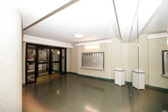 98-50 63rd Dr-Unit -2 E in Queens, NY - Building Photo - Building Photo