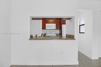 9730 Hammocks Blvd, Unit 20328 in Miami, FL - Building Photo - Building Photo