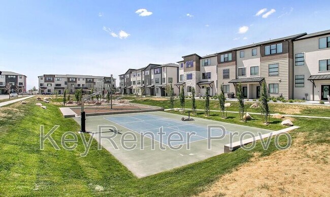 434 Wood Stream Rd in American Fork, UT - Building Photo - Building Photo