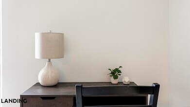 707 S Farmer Ave in Tempe, AZ - Foto de edificio - Building Photo