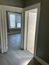 5 S Wickham Rd in Baltimore, MD - Foto de edificio - Building Photo