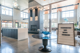 The Quinn Apartments in Columbus, OH - Foto de edificio - Building Photo