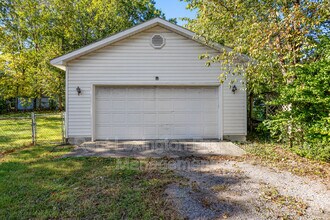 2057 Heather Way in Lexington, KY - Building Photo - Building Photo