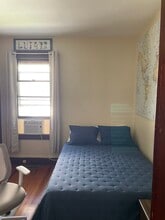 246 Coleridge Ave, Unit Apt. 2 in Syracuse, NY - Foto de edificio - Building Photo