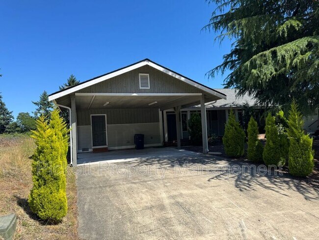 1218 Audrey Ave in Bremerton, WA - Building Photo - Building Photo